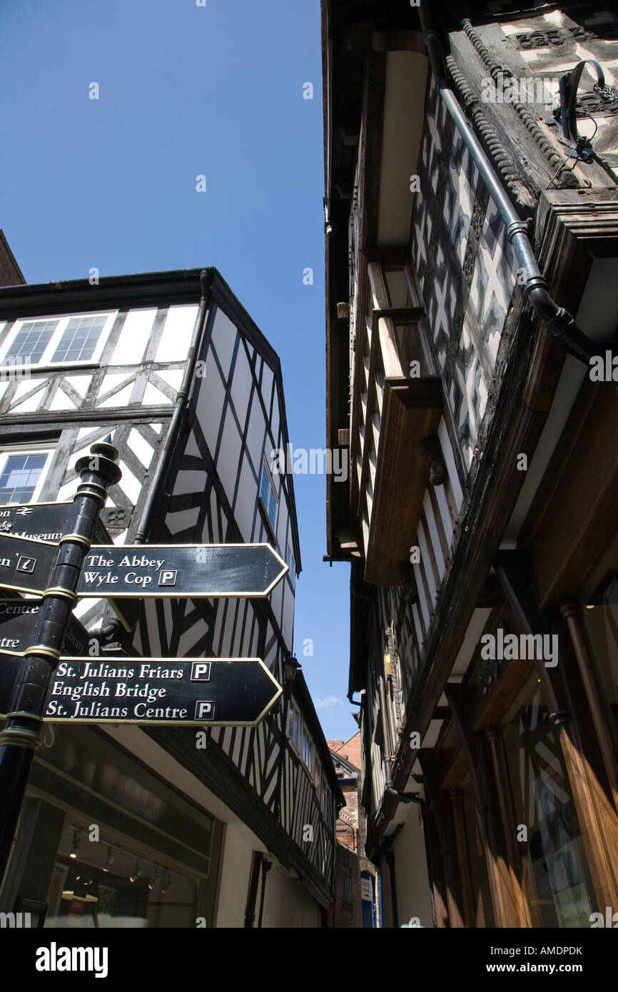 Zwei schwarzen und weißen Holzhäusern in Shrewsbury, Shropshire Stockfoto