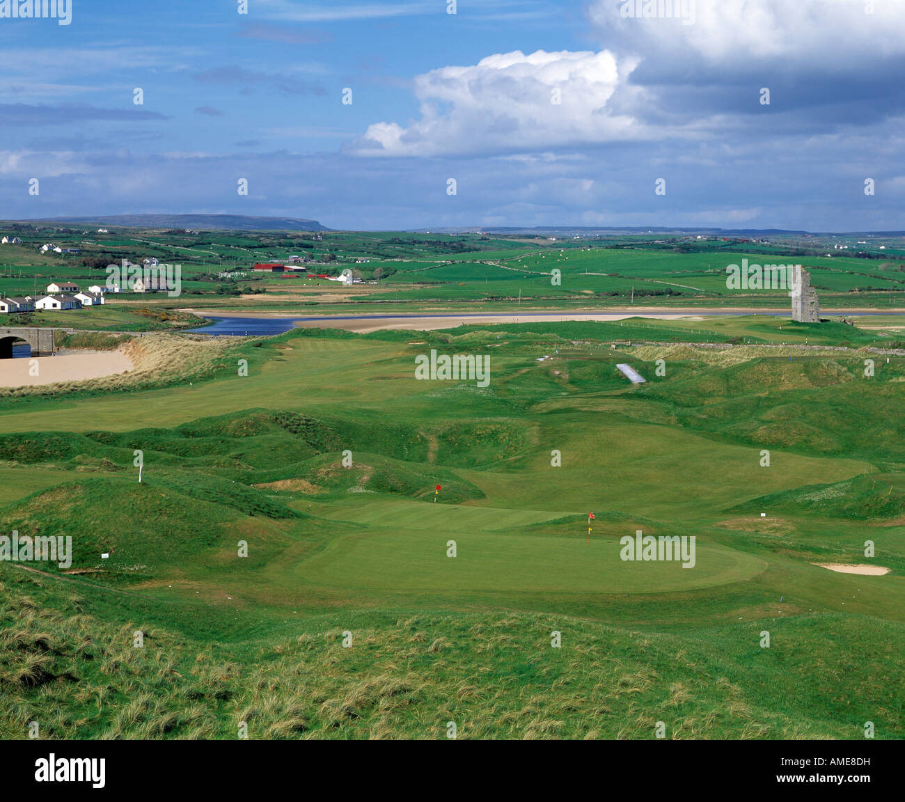 18-Loch-Golfplatz am Atlantik Westküste Irlands, Stockfoto