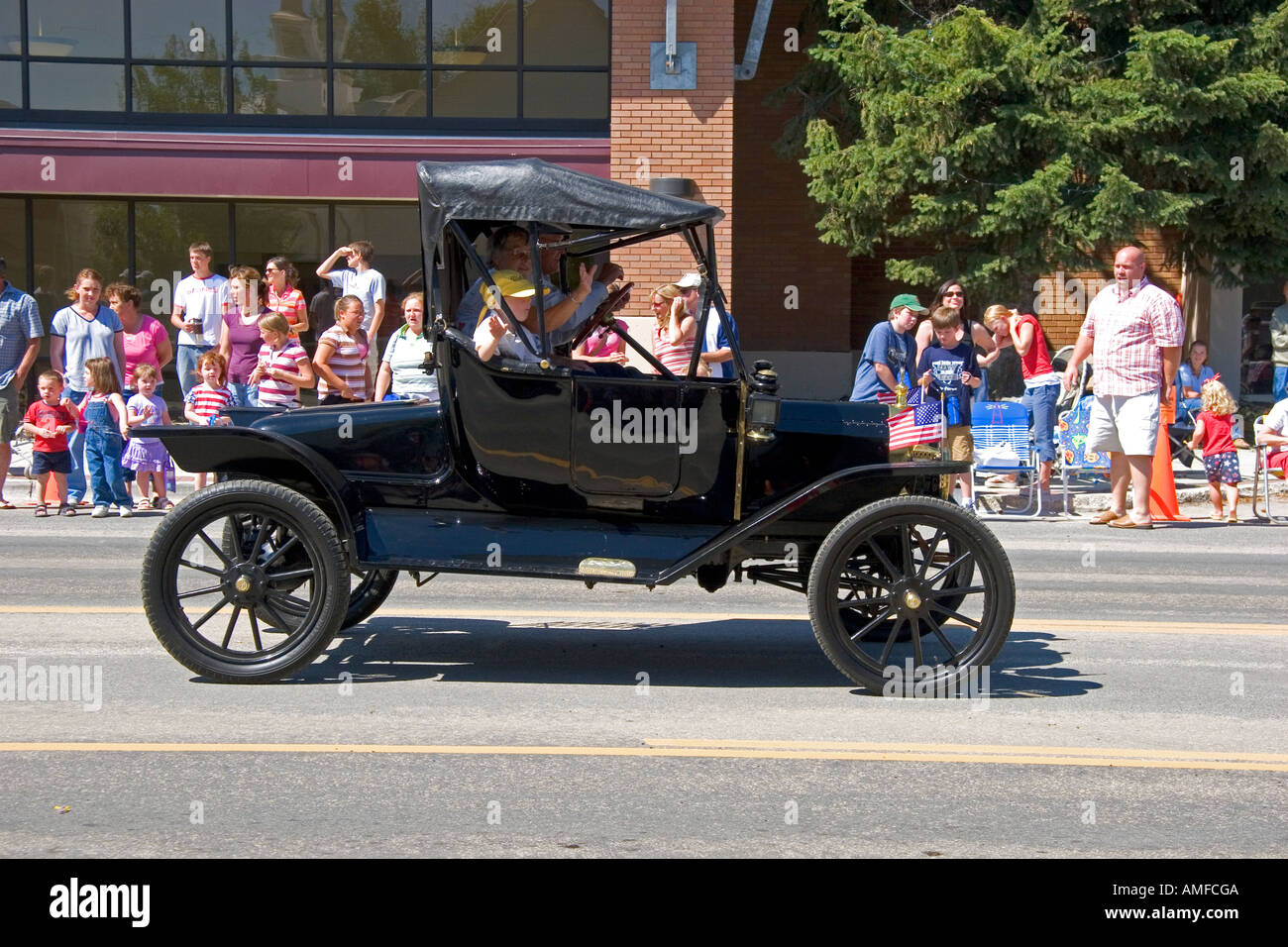 Antikes Automobil in einer Kleinstadt Fourth Of July Parade in Cascade, Idaho. Stockfoto