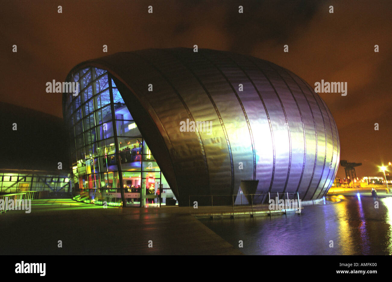 IMAX-Kino in Glasgow in der Nacht Stockfoto