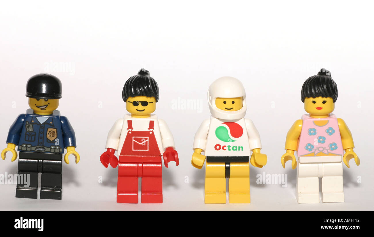 Vier verschiedene LEGO-Figuren Stockfotografie - Alamy
