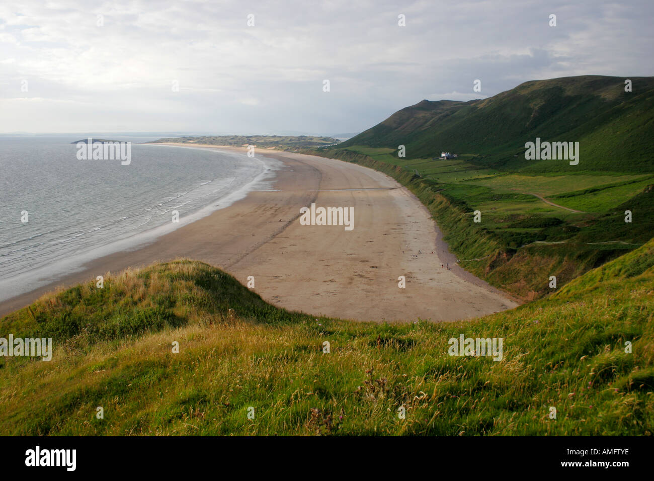 RHOSSILI Strand, GOWER Halbinsel, WEST GLAMORGAN, SOUTH WALES U.K an einem späten Sommerabend der Abend, wenn die meisten Touristen nach Hause gegangen Stockfoto