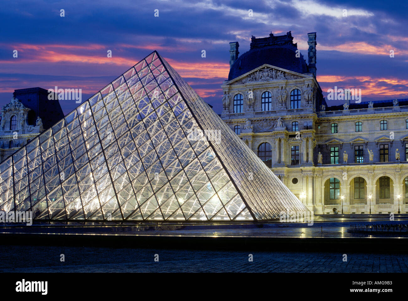 LOUVRE PARIS FRANKREICH Stockfoto
