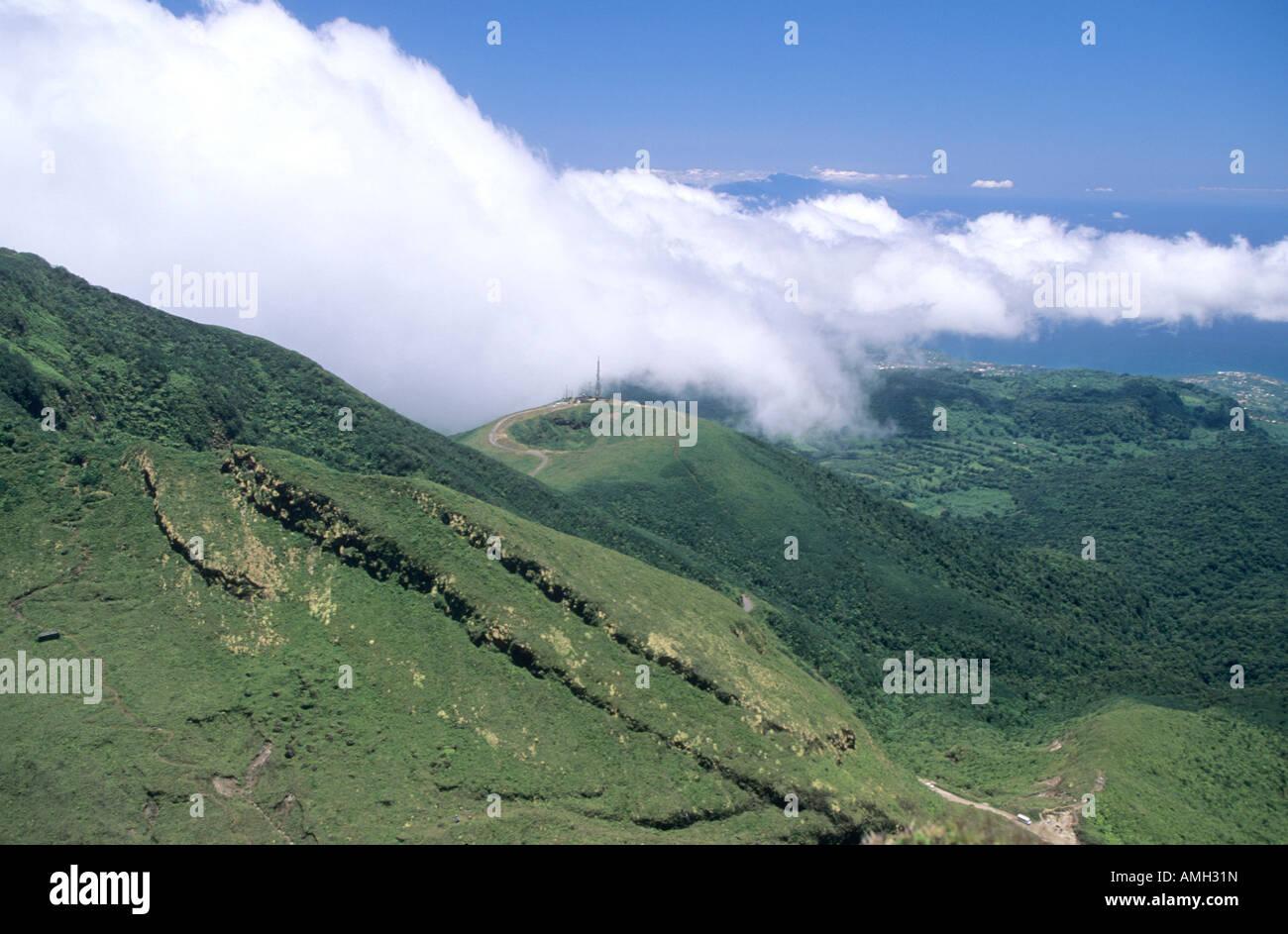 Westindische Inseln, Guadeloupe, Basse-Terre, Berge von La Soufriere betrachtet Stockfoto