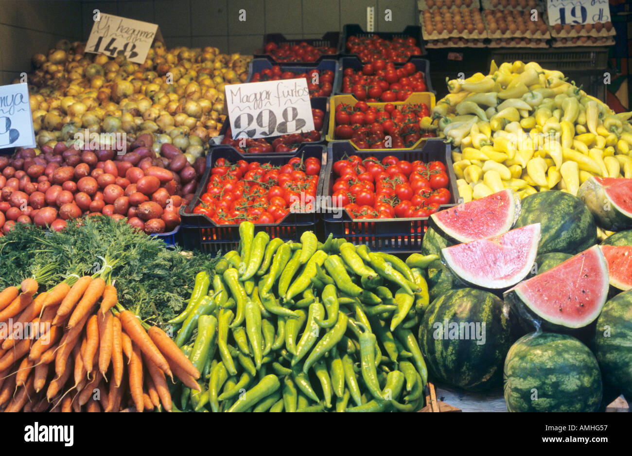 Obst und Gemüse Stall Central Market Hall Budapest Ungarn Stockfoto