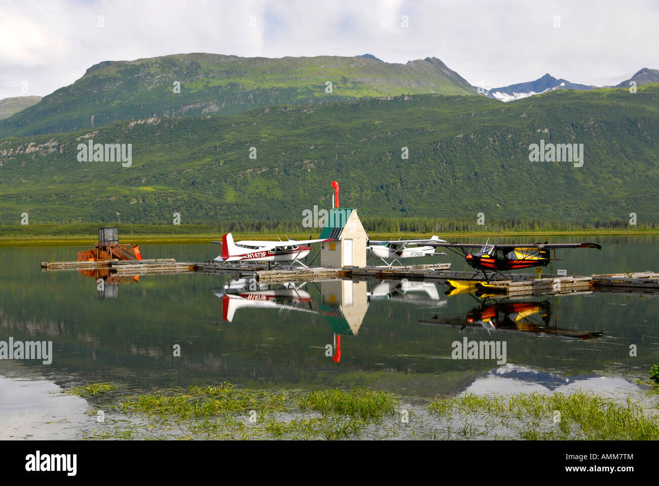 Float Flugzeuge Ponton Planes Airplane Flugzeug auf Robe See in der Nähe von Valdez Alaska AK USA U S Stockfoto