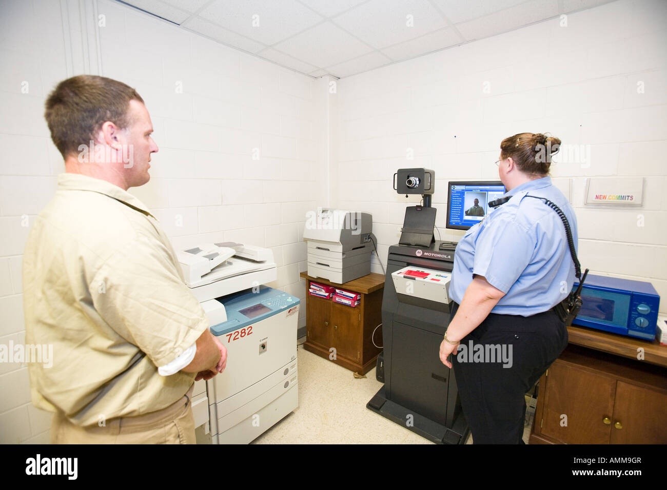 Häftling bekommen digitale Foto als Bestandteil der ursprünglichen Aufnahme-Prozess bei der Eingabe des Nebraska-Gefängnis-Systems. Stockfoto