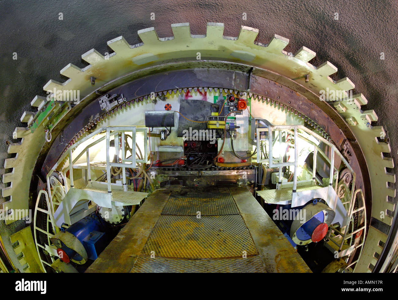 Bohrer für Eurotunnel Schweiz Stockfotografie - Alamy