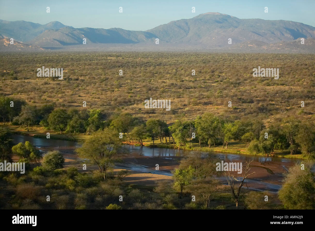 Luftaufnahmen von Fluss und Lewa Conservancy in Kenia Afrika Stockfoto