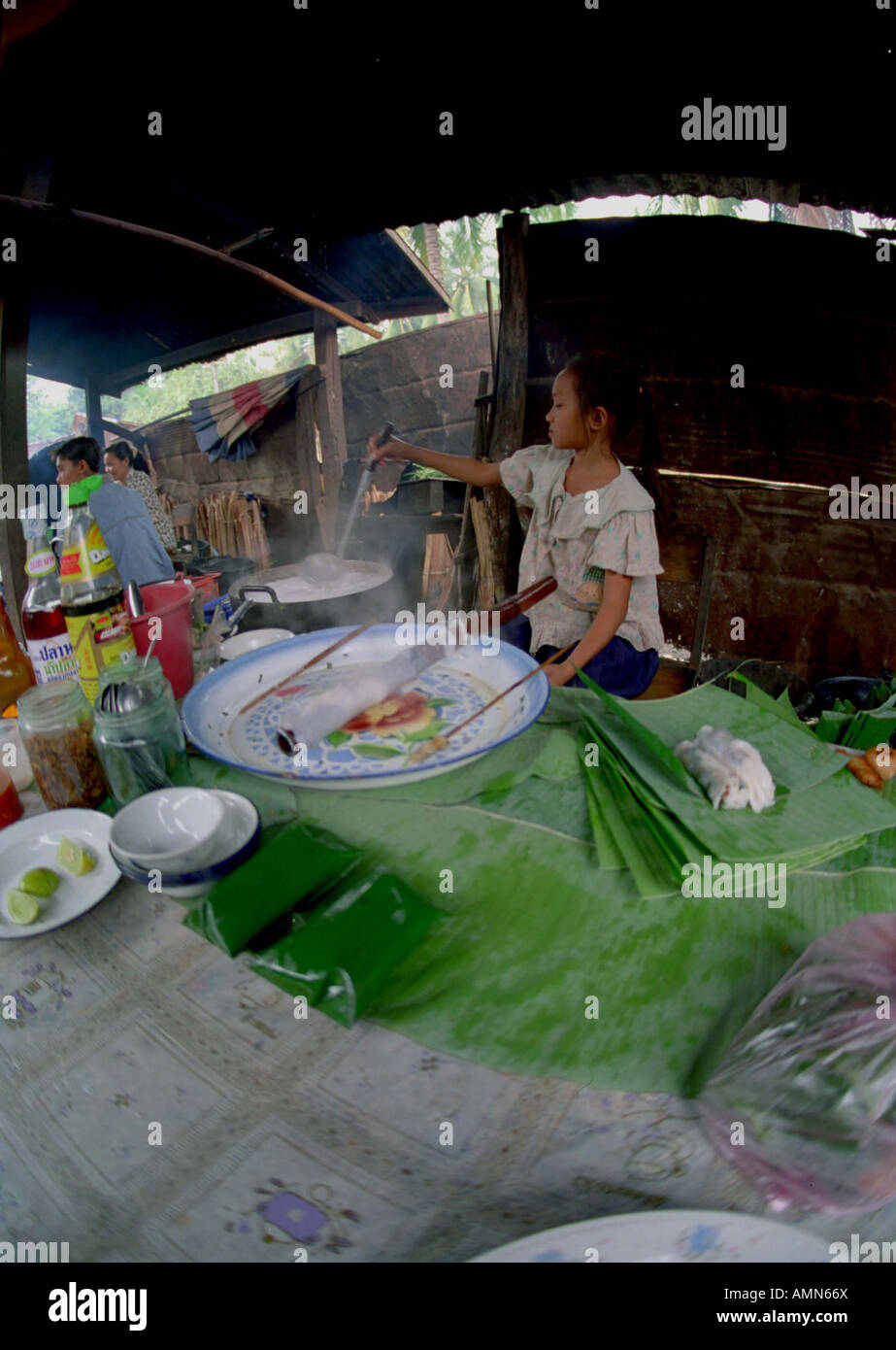 Kreditor kochen, Markt Lurang Prabang, Laos Stockfoto