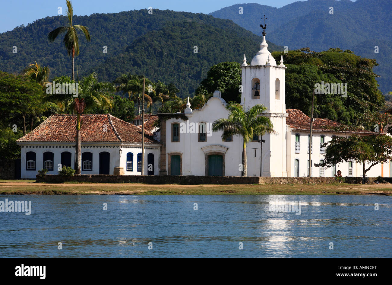 Kirche der schönen portugiesischen typische Kolonialstadt von Parati in Rio De Janeiro Brasilien Stockfoto