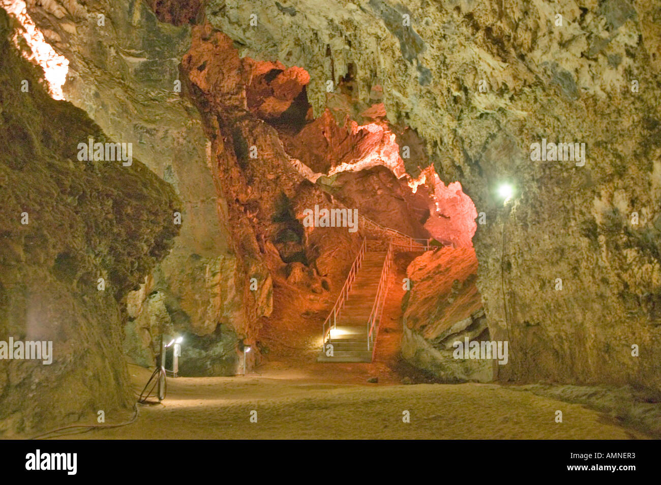 Beleuchtete Höhlen von Cradle of Humankind Weltkulturerbe in der Provinz Gauteng Südafrika Ortsbild des 2 8 Millionen Jahre alt Stockfoto