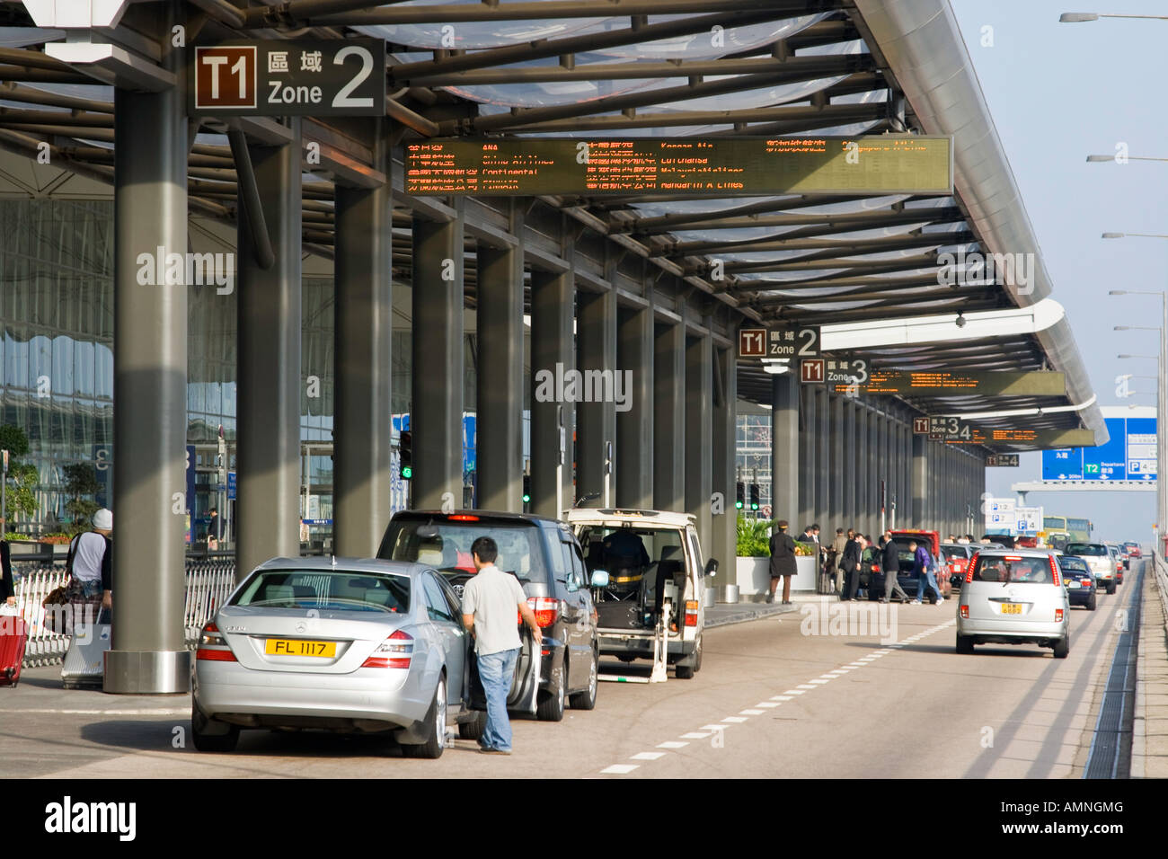 Drop-off und Abholung Gegend HKG Hong Kong International Airport Terminal Stockfoto