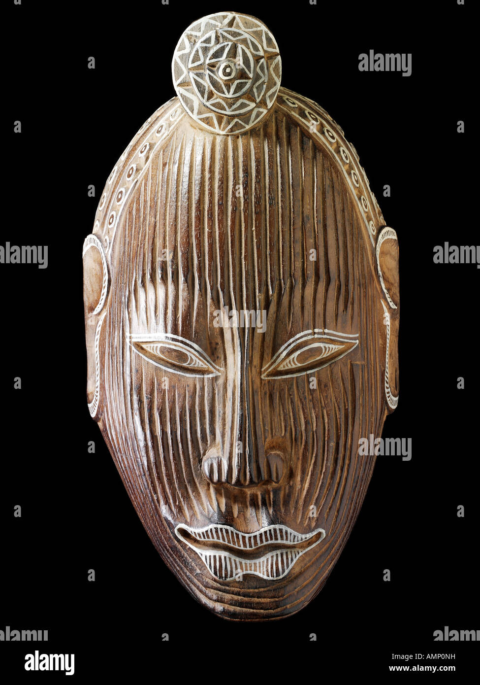 Ethnische traditionelle afrikanische Maske. Kunst und Handwerk. Stockfoto