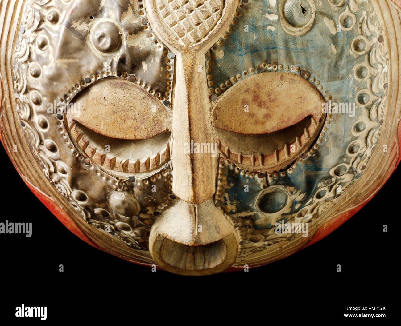 Ethnische traditionelle afrikanische Maske. Kunst und Handwerk. Stockfoto