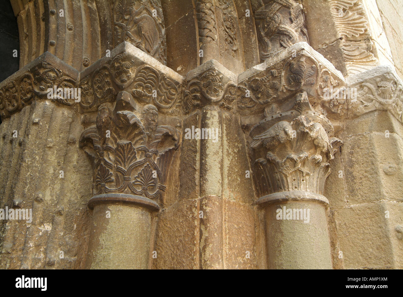 Romanische Kirche von Santa Eugenia de Berga. Osona Bezirk. Provinz Barcelona. Spanien Stockfoto
