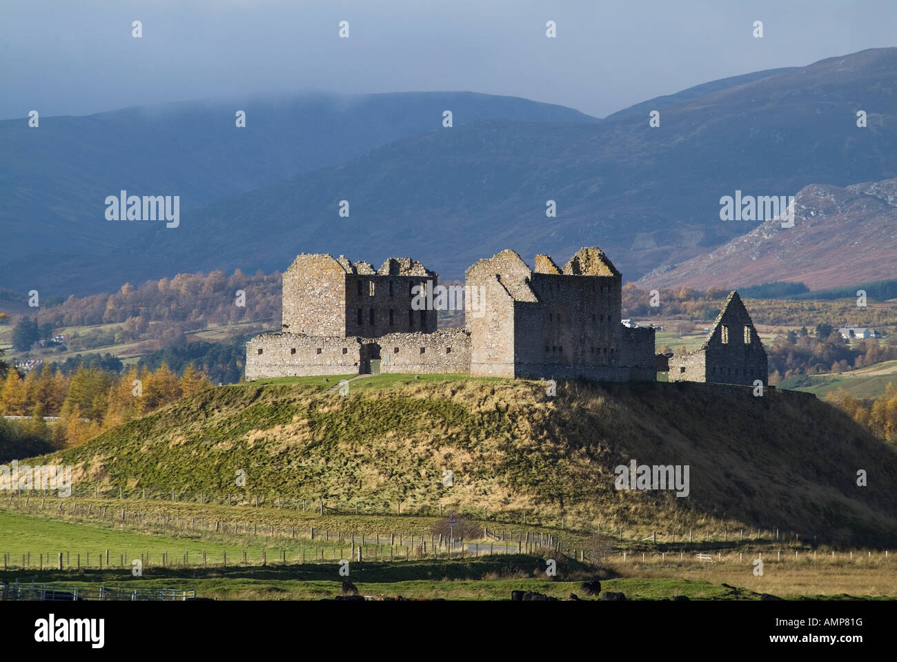 dh Ruthven Barracks KINGUSSIE INVERNESSSHIRE Garnisonskaserne Hochland aus der Jacobite-Ära Schottland Tourismus Ruinen schottische historische Hochland Burg Stockfoto
