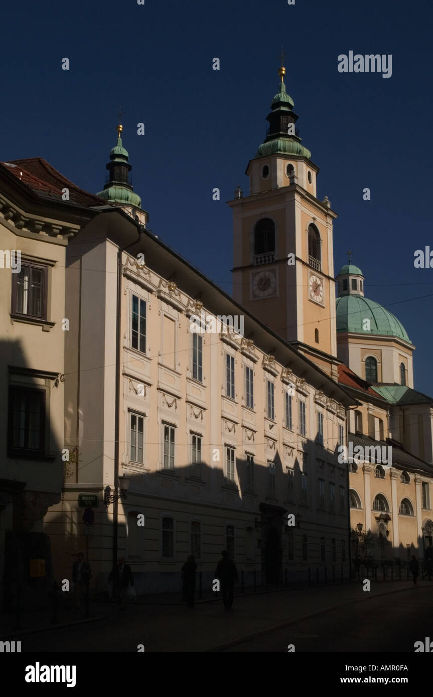 Kathedrale und die drei-Flüsse-Brunnen Ljubljana Slowenien Europa Stockfoto