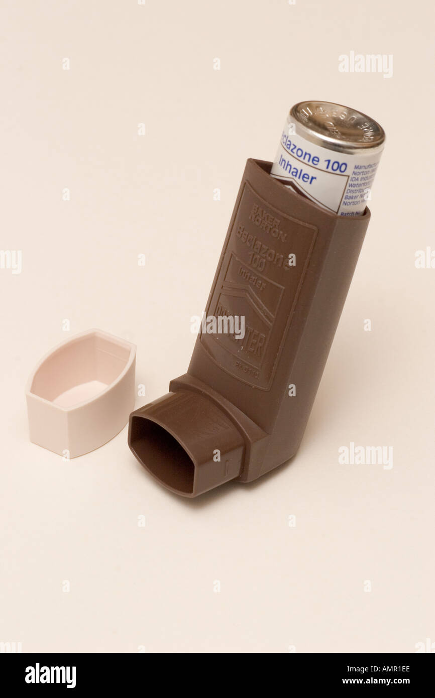 Asthma inhaler becotide -Fotos und -Bildmaterial in hoher Auflösung – Alamy