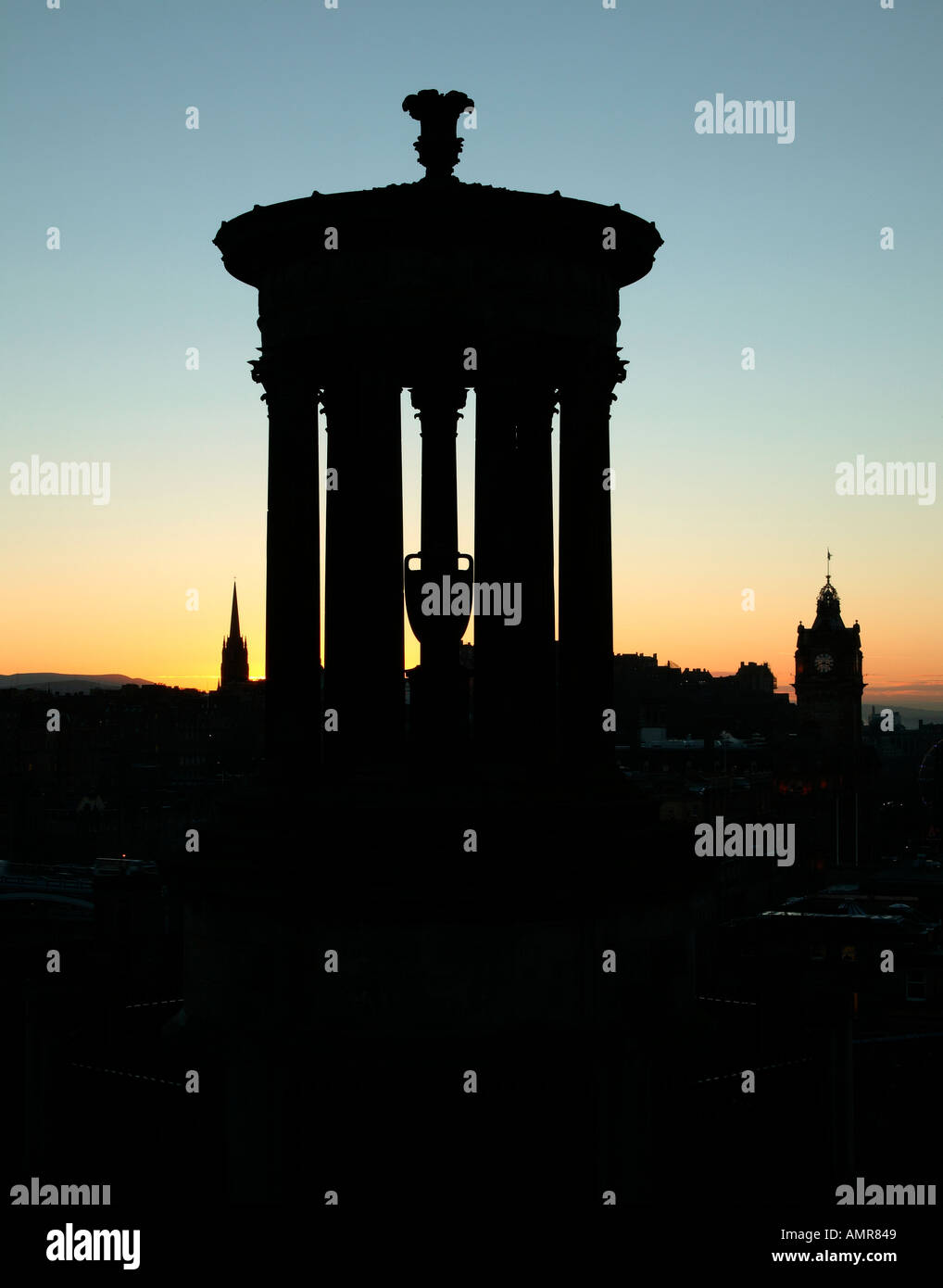 Sonnenuntergang über Calton Hill Edinburgh Schottland, Vereinigtes Königreich Stockfoto