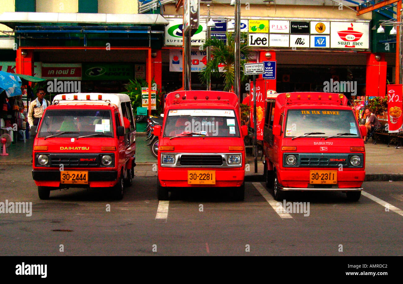 Roten Tuk Tuks Soi Bang La Patong Beach Phuket Thailand Stockfoto