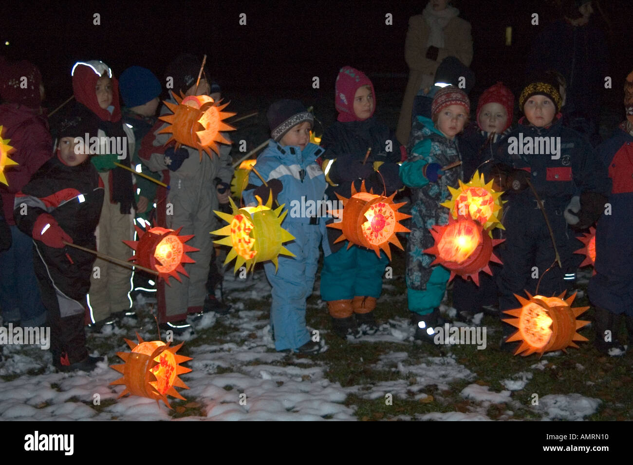 St. Martinszug Laternenumzug Kinderfest Brauchtum Im Herbst S Martin