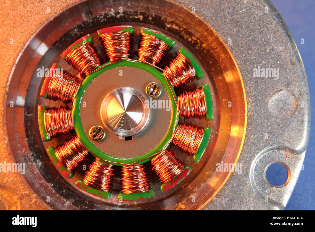 Bürstenloser DC motor Stator von Computerlaufwerk zerlegt Stockfoto