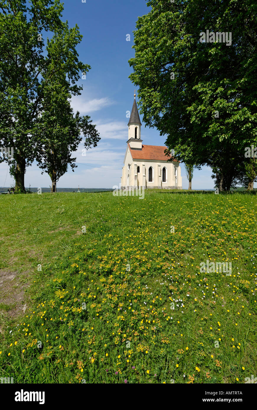 KRAIBURG auf den Fluss Inn Landkreis Muehldorf oberen Bayern Deutschland Kapelle auf der Burg hill St. Georg Stockfoto