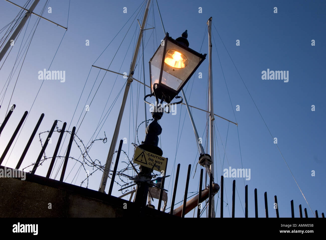 Lampe leuchtet bei Leigh auf Meer Essex Stockfoto