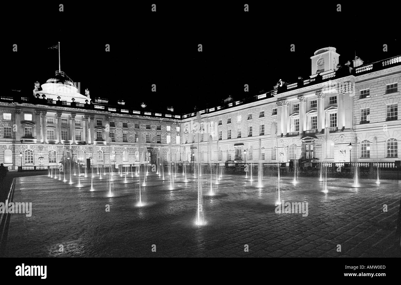 Beleuchteten Brunnen Display Somerset House London GB UK Stockfoto