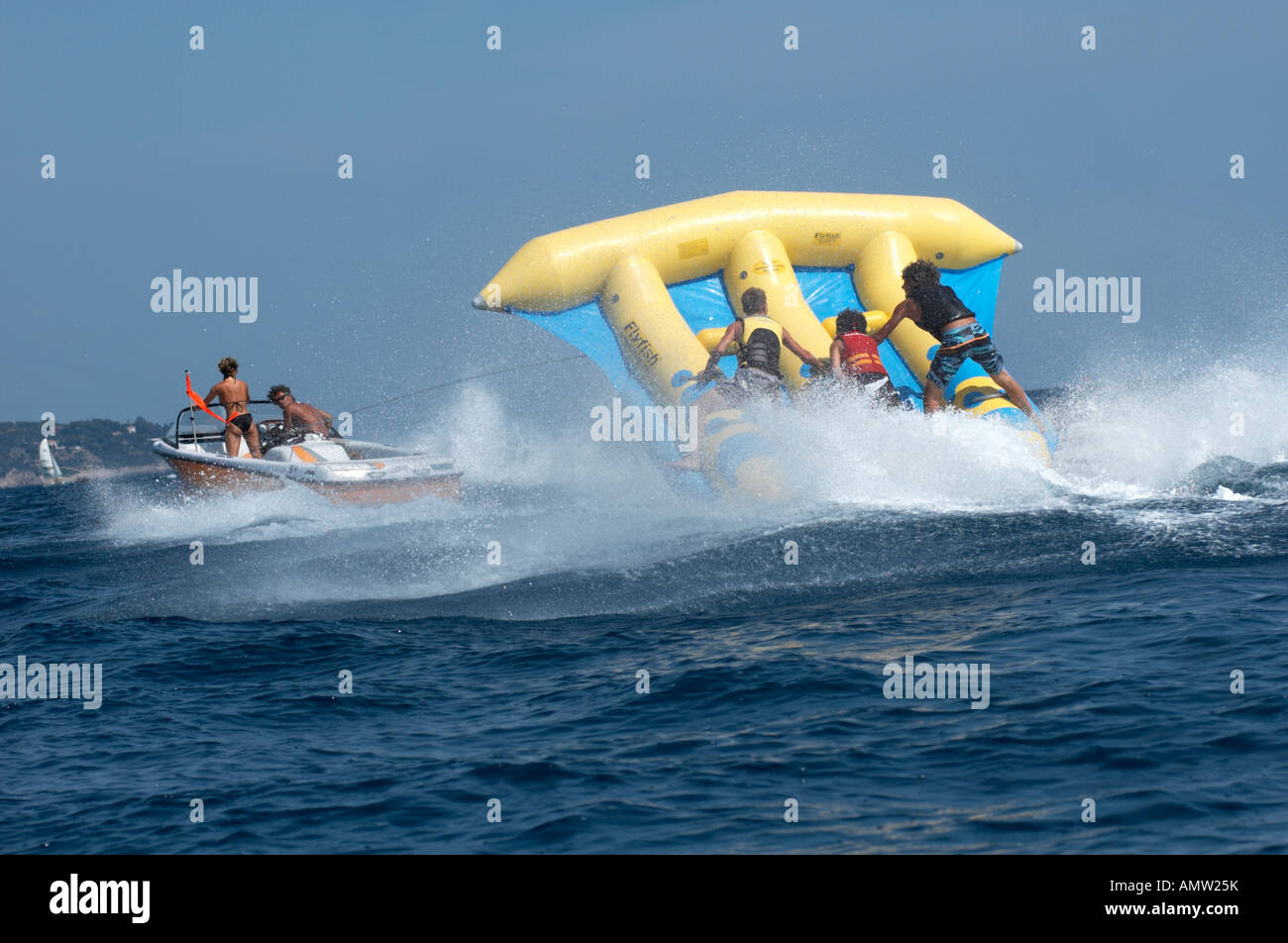 Inflatable Banana Boat Stockfotos & Inflatable Banana Boat Bilder - Alamy