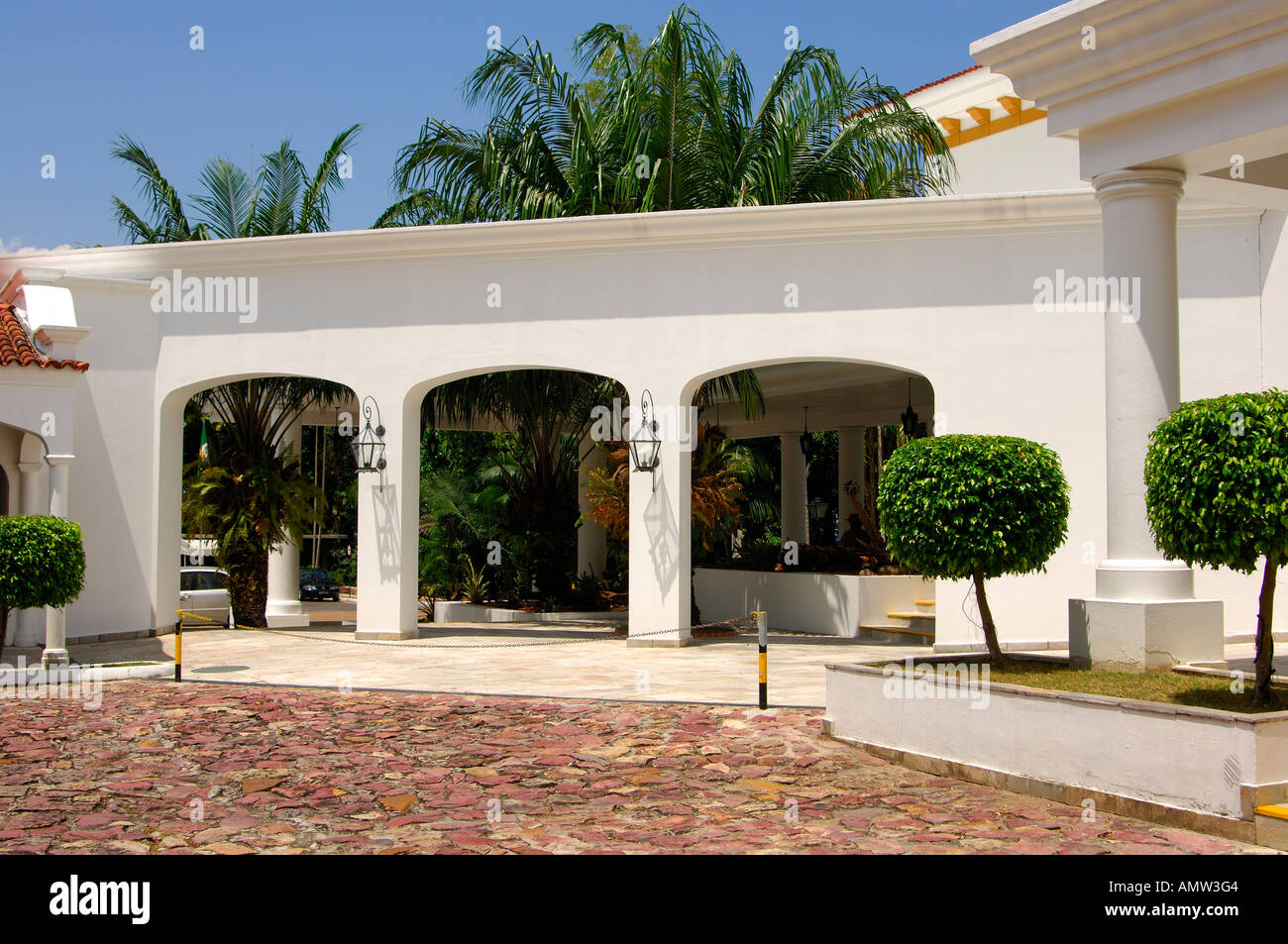 Villa in einer tropischen Umgebung Stockfoto