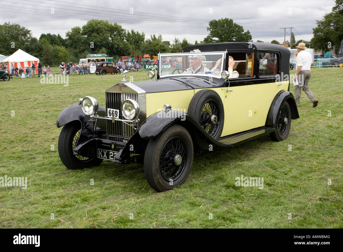 Schwarze und gelbe Rolls-Royce Coupe Tourer Moreton Show 2007 UK Stockfoto