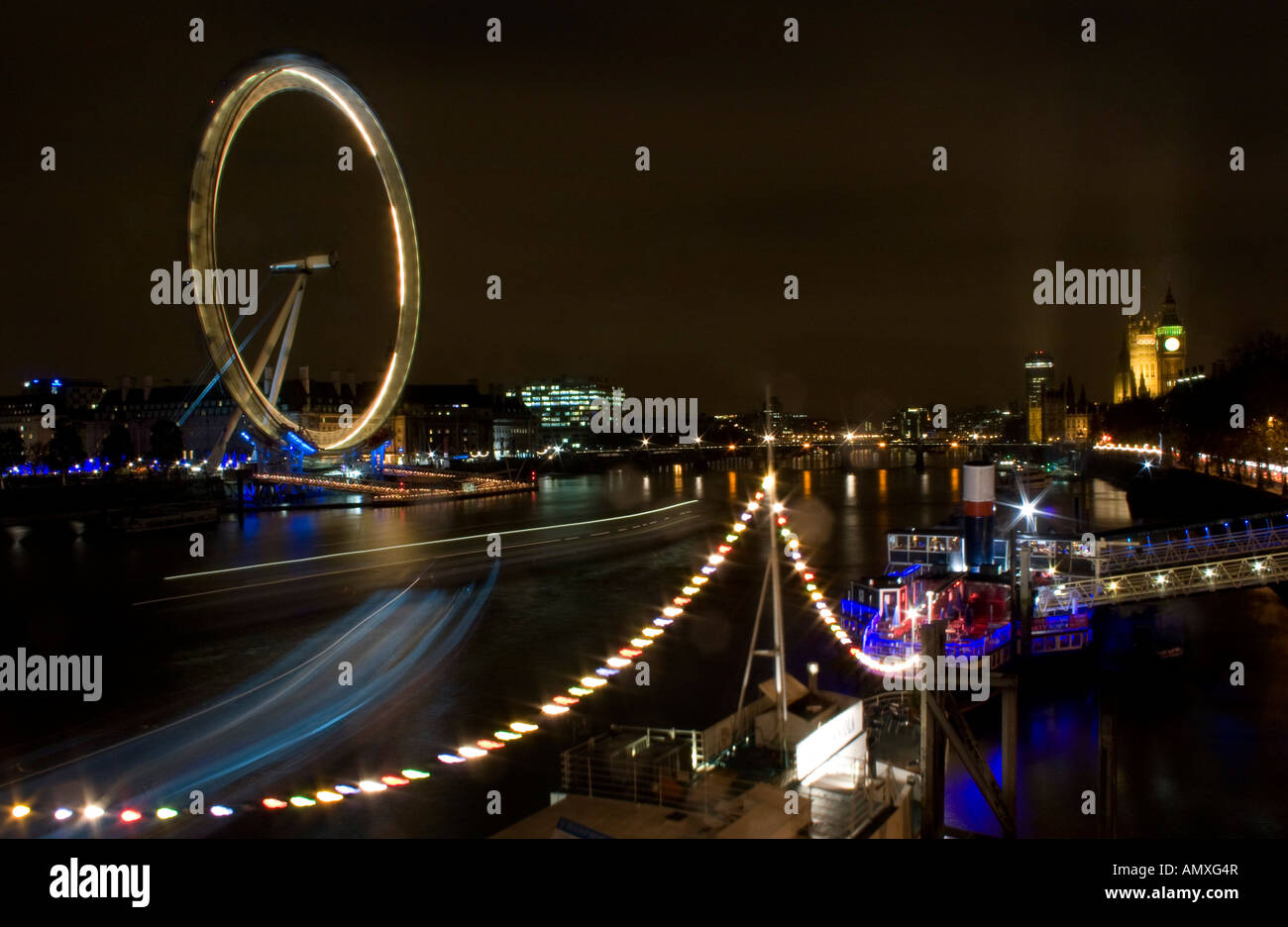 London Eye bei Nacht Stockfoto