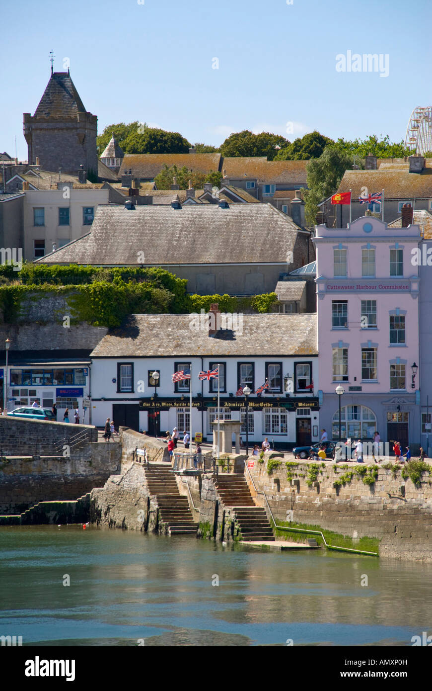 Gebäude am Ufer Plymouth Devon England Stockfoto