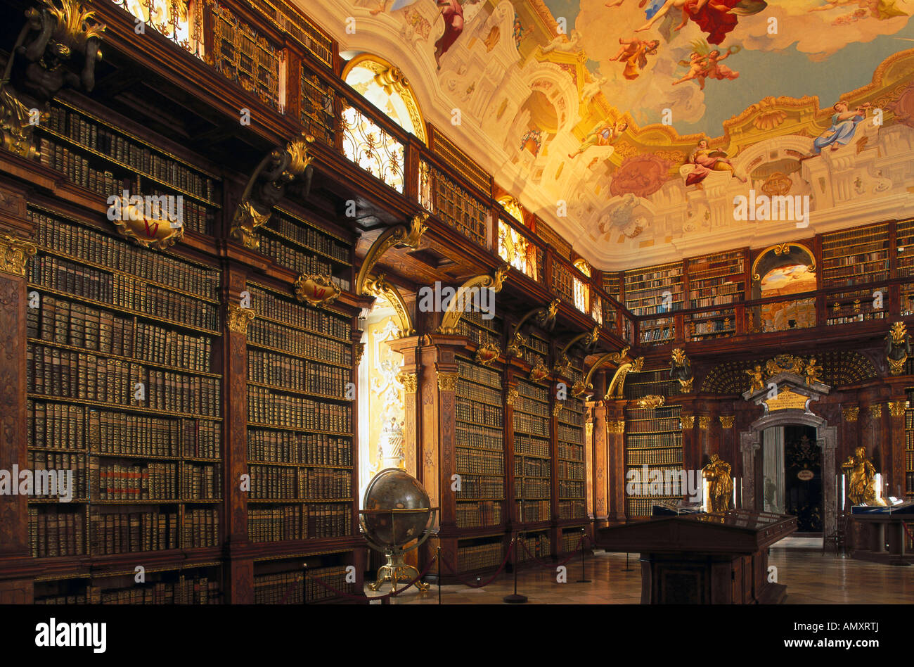 Bibliothek im Kloster, Benediktiner Stift Melk, Wachau, Niederösterreich,  Österreich Stockfotografie - Alamy