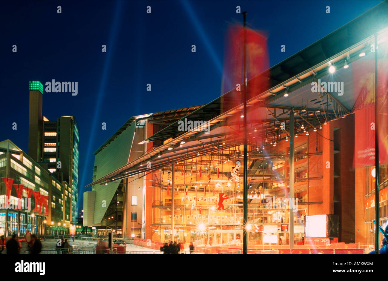 Casino, leuchtet in der Nacht, Berlin, Deutschland Stockfoto