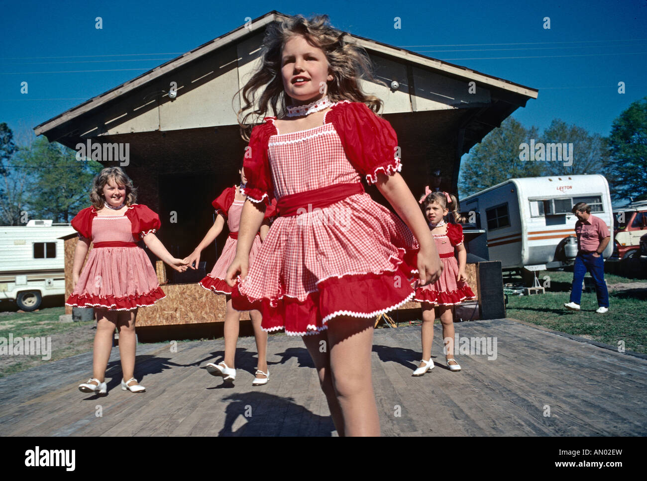 Square Tänzerinnen bei einem Festival in Florida USA Stockfoto