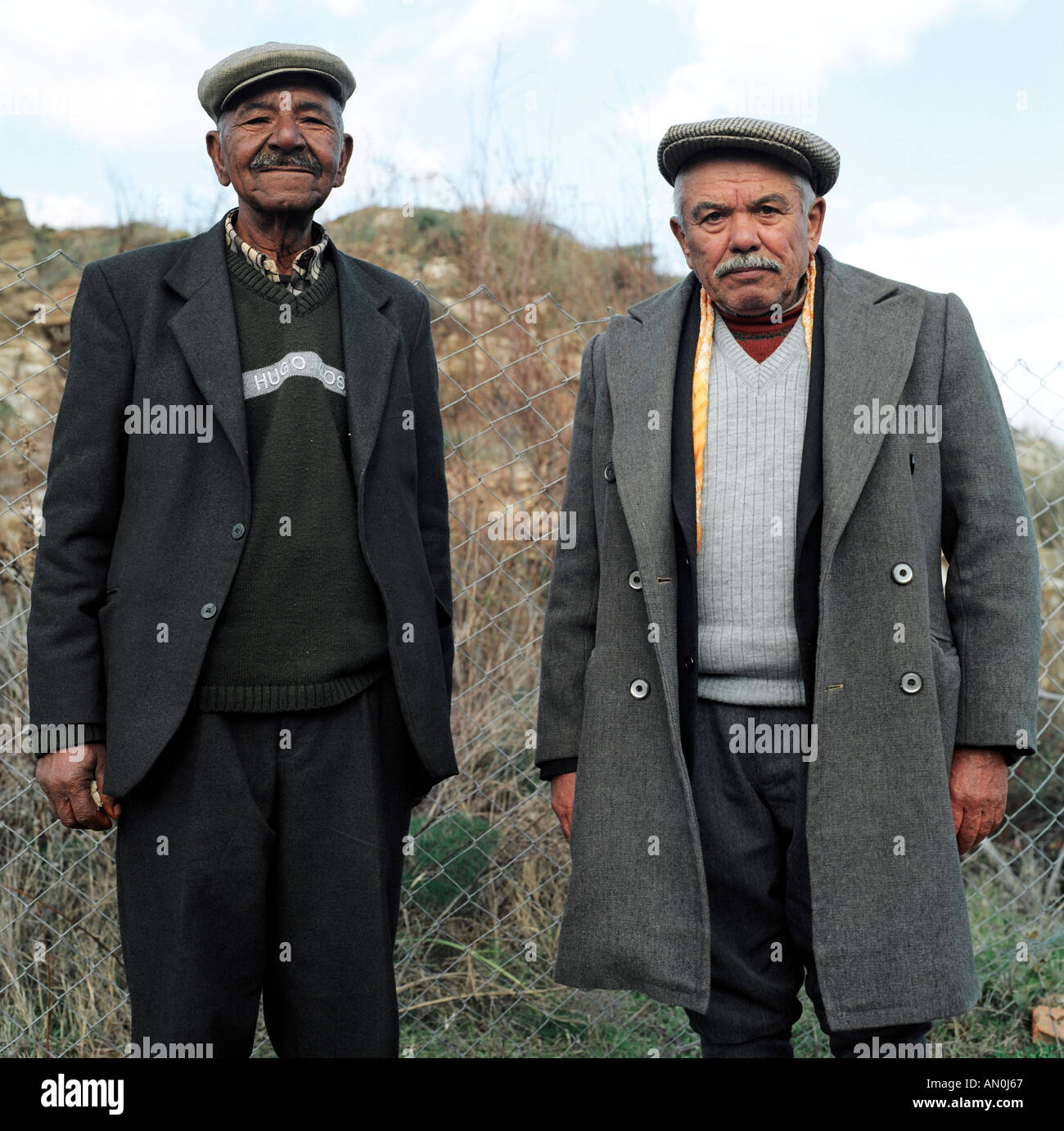 Zwei Kamelbesitzer auf einem Kamel Ringen Wettbewerb in Selcuk, Türkei Stockfoto