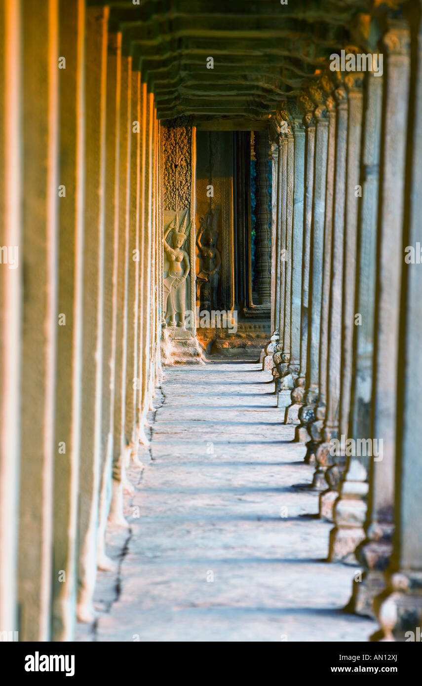 Bas-Reliefs von hinduistischen Mythen in Angkor Wat, Angkor, Kambodscha Stockfoto