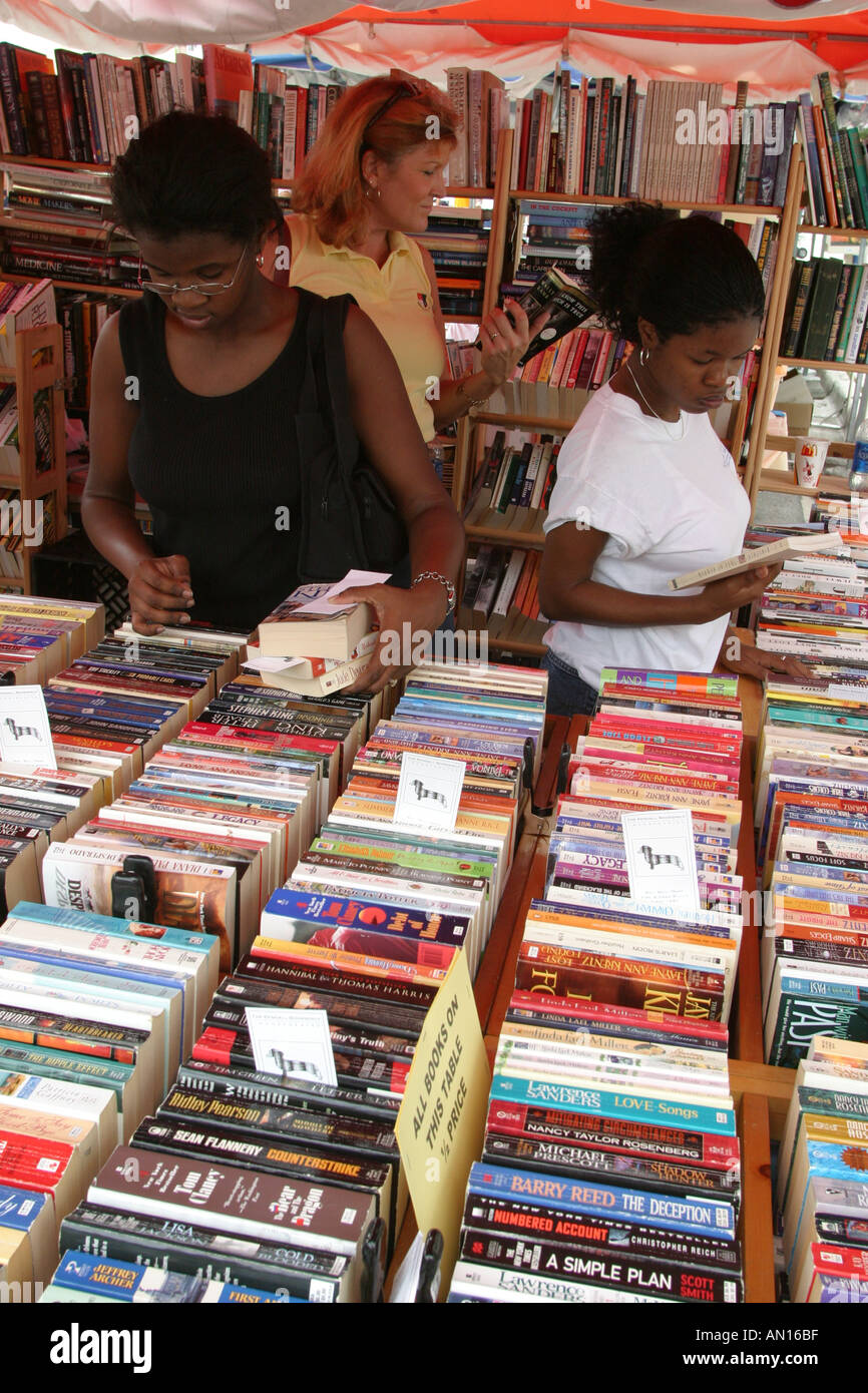 Miami Florida, Miami Dade College, Schule, Campus, Bildung, Schule, Campus, lernen lernen lernen lernen, studieren, Internationale Buchmesse, Festival, Festivals, ethnisch, s Stockfoto