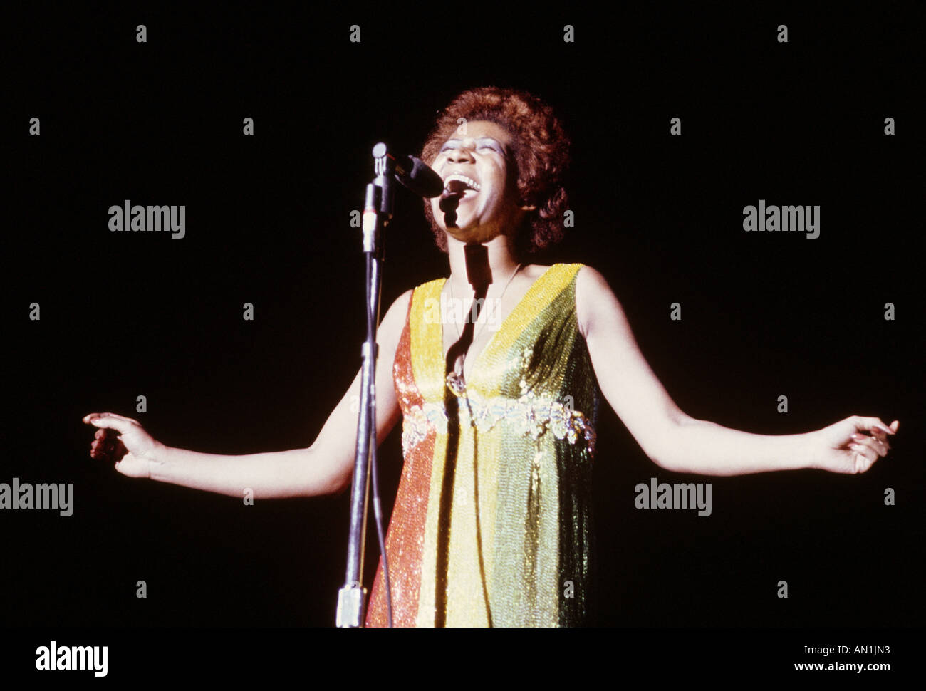 ARETHA FRANKLIN uns Sänger über 1972 Stockfoto