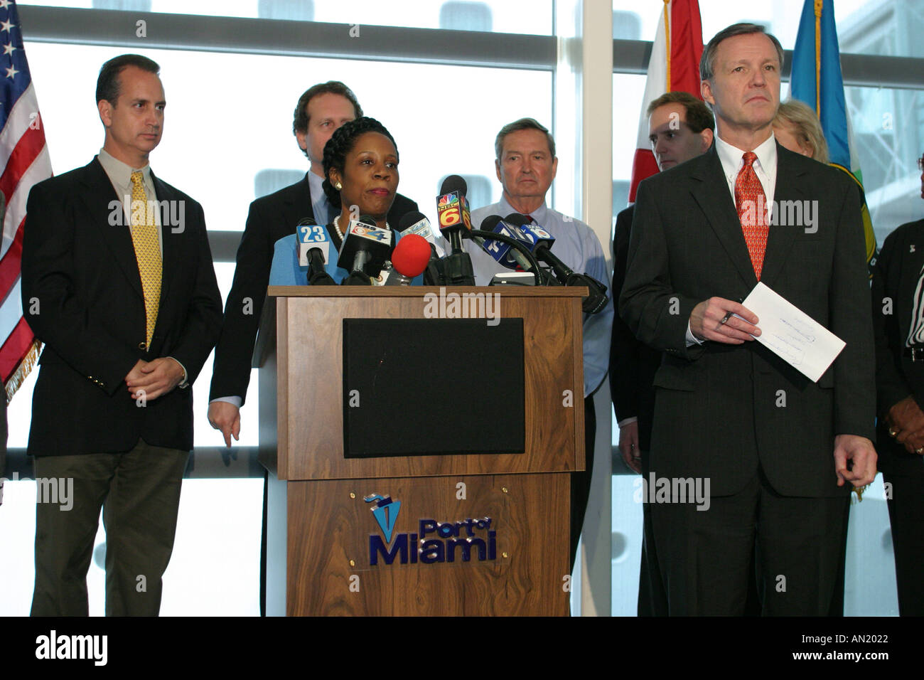 Florida Hafen von Miami, Pressekonferenz des Heimatschutzministeriums, lokale und nationale gewählte und ernannte Beamte sprechen, Besucher reisen Stockfoto