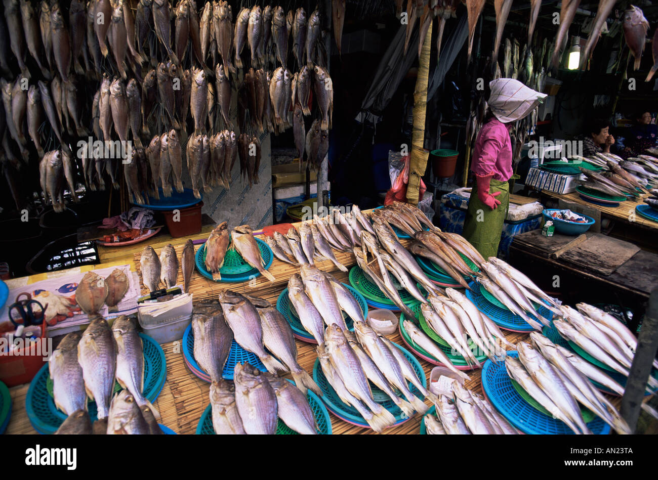 Busan, Korea Jagalchi Markt, frischer Fisch Stall Stockfoto