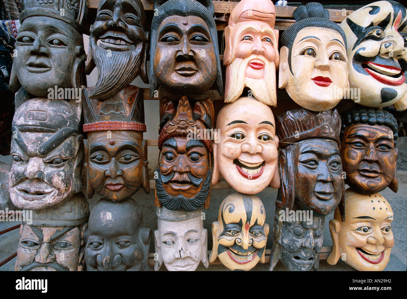 Souvenir chinesischen Masken, Shanghai, China Stockfoto