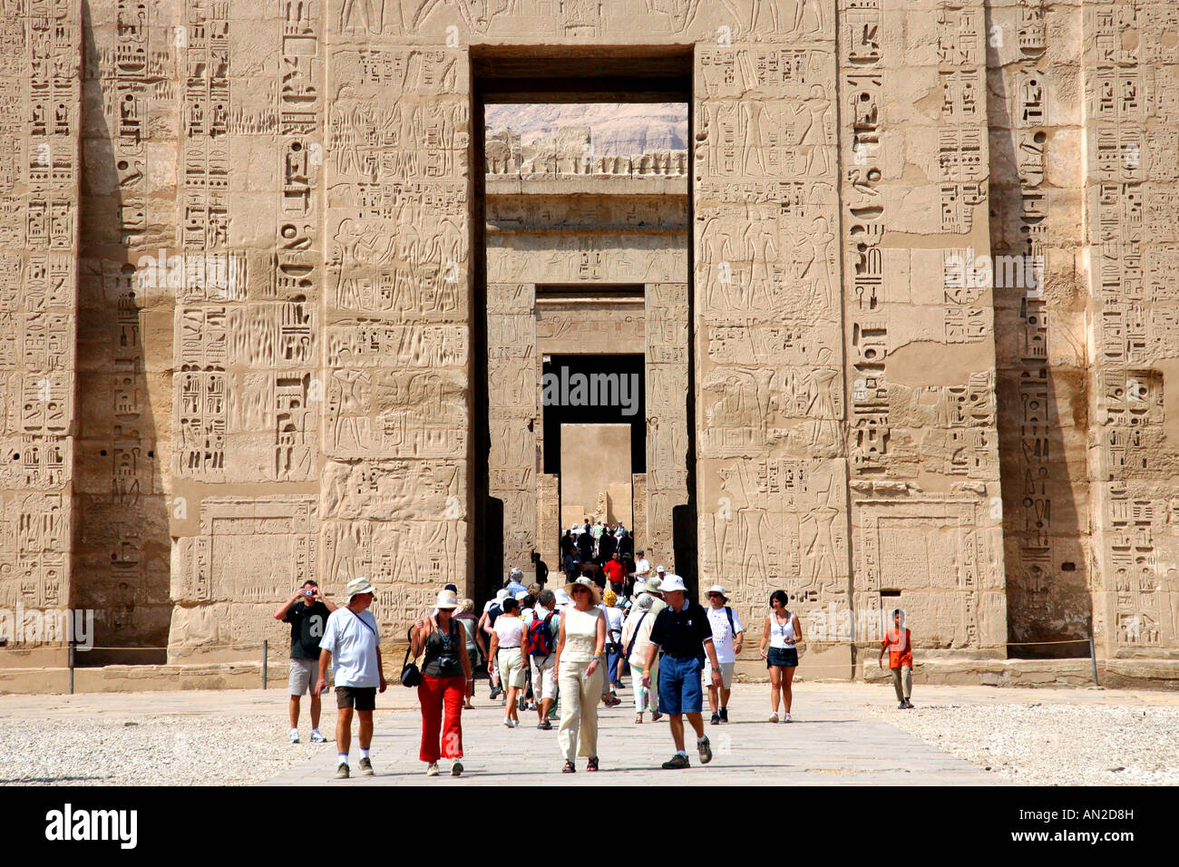 West Bank, Eingang an der Memorial Tempel von Ramses Iii Stockfoto