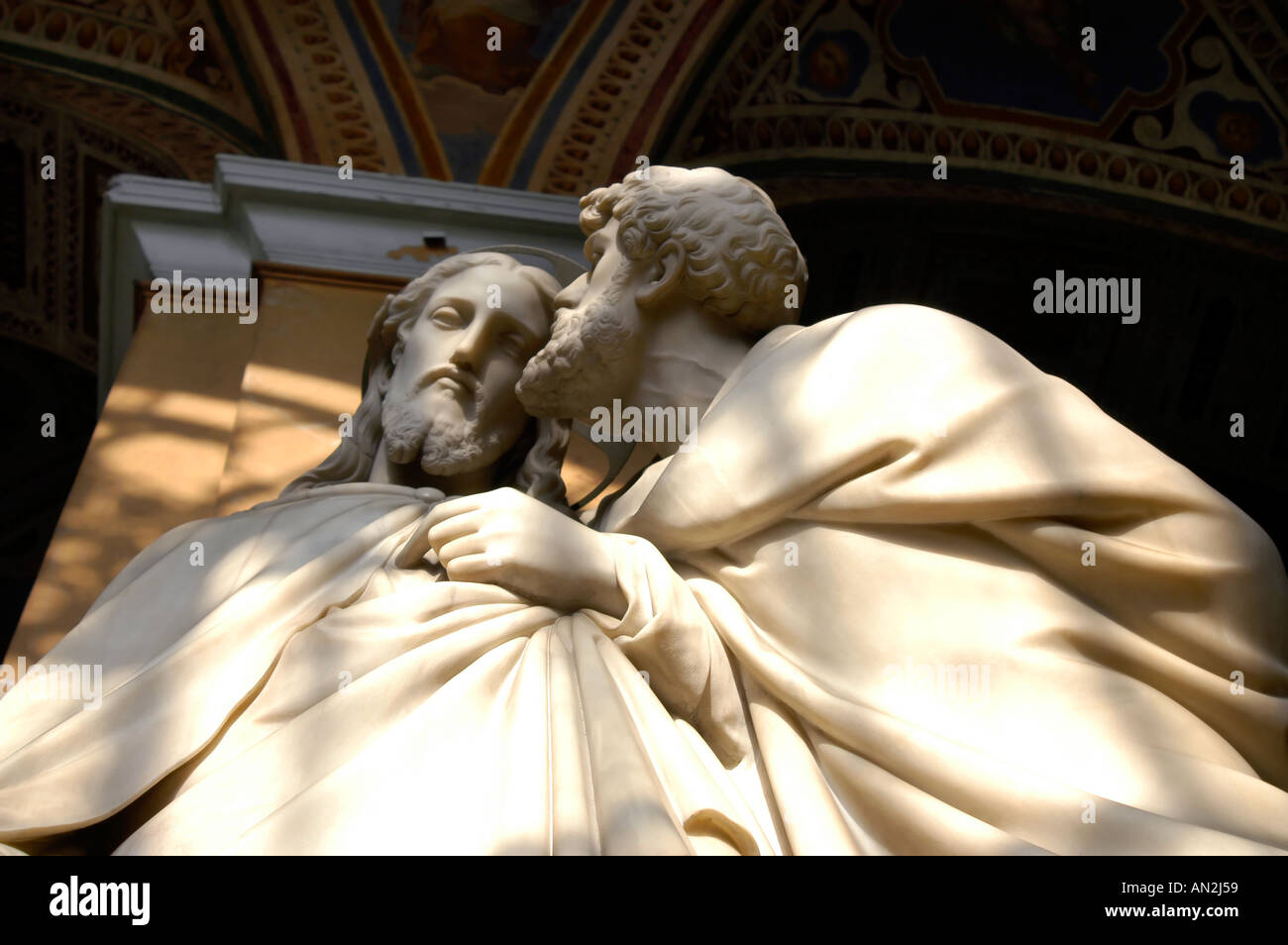 Die Statue des Judas küsst Jesus in Verrat Heilige Santuario Scala Santa Rom Italien Stockfoto