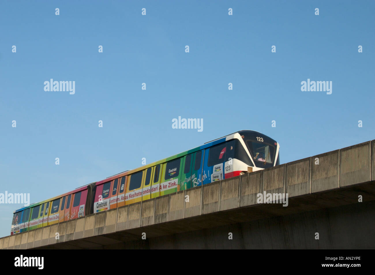 light-Rail Transitzug in Kuala Lumpur, Malaysia. 2006. Stockfoto