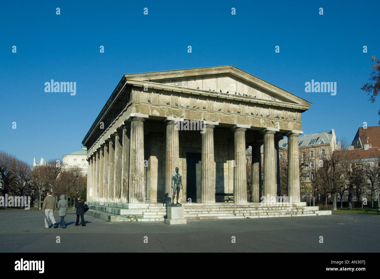 Die griechischen Tempel mit Theseus in der Volkgarten in der Hofburg in Wien Stockfoto