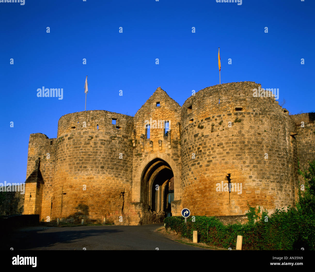 Stadttor / 12. Jahrhundert Wände, Domme, Dordogne, Frankreich Stockfoto